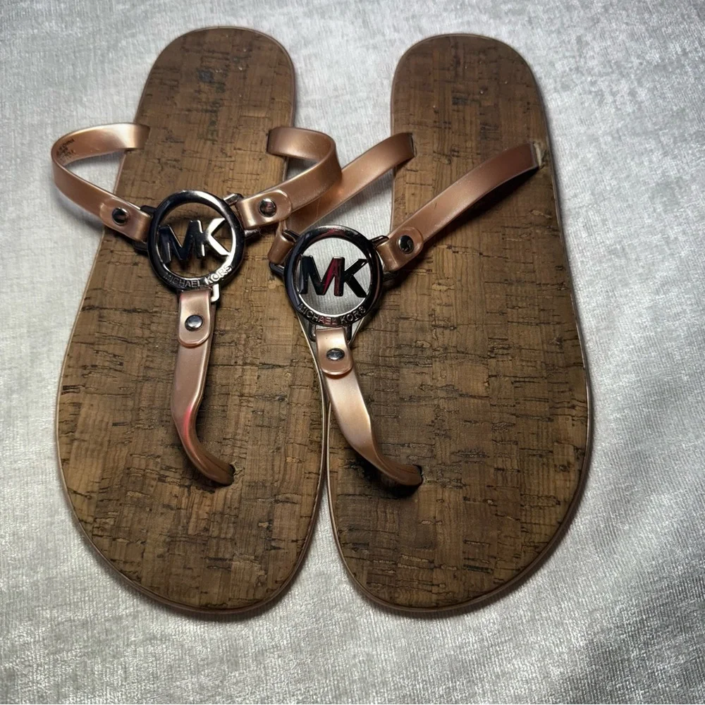 Michael Kors Rose Gold Logo Cork Thong Sandals Size 8